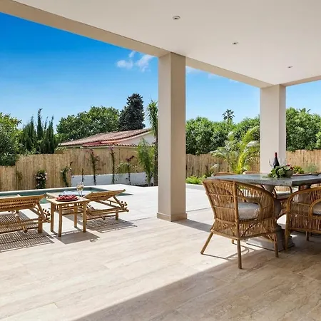 Adelfa - Beachside Modern In 빌라 마르베야